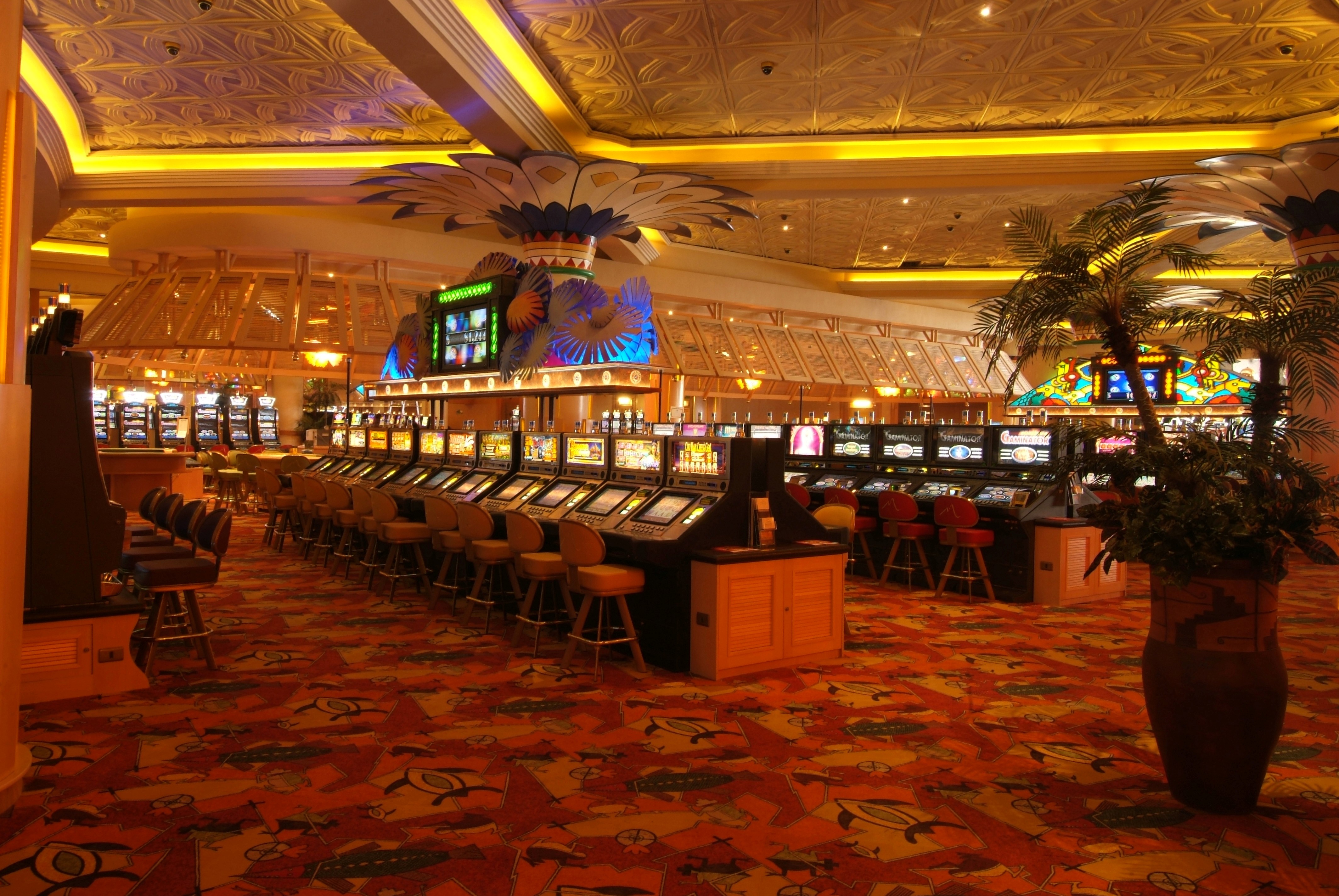 resort world casino monticello ballroom